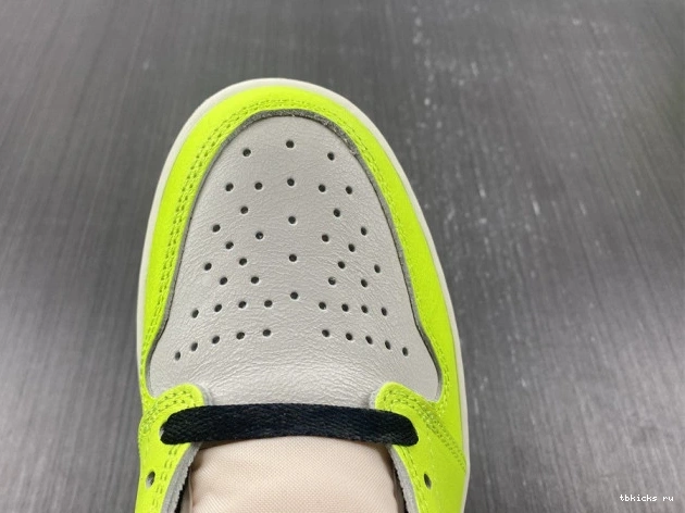 Reps TB Jordan 555088-702 Air Volt 1 OG High 0812